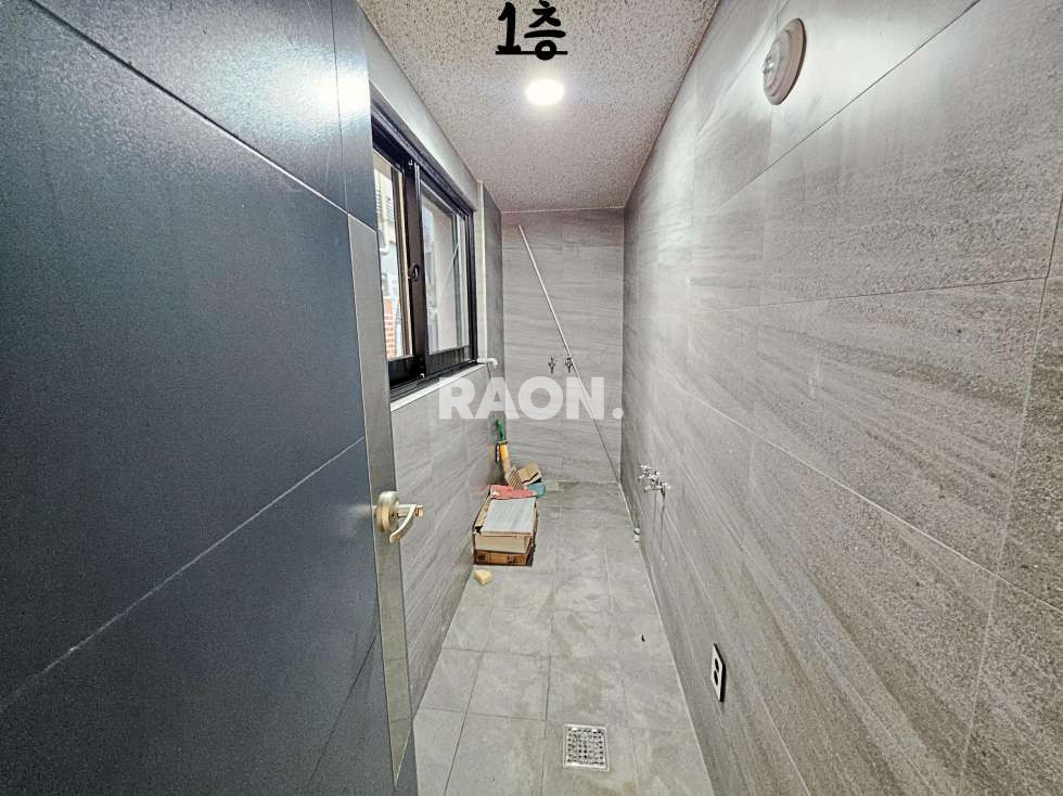 서울 마포구 망원동 [118평]연층사용 마포구청역 신축 무권리 월세 매물번호 13127 사진 6