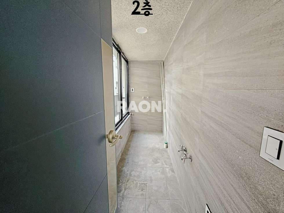 서울 마포구 망원동 [118평]연층사용 마포구청역 신축 무권리 월세 매물번호 13127 사진 11