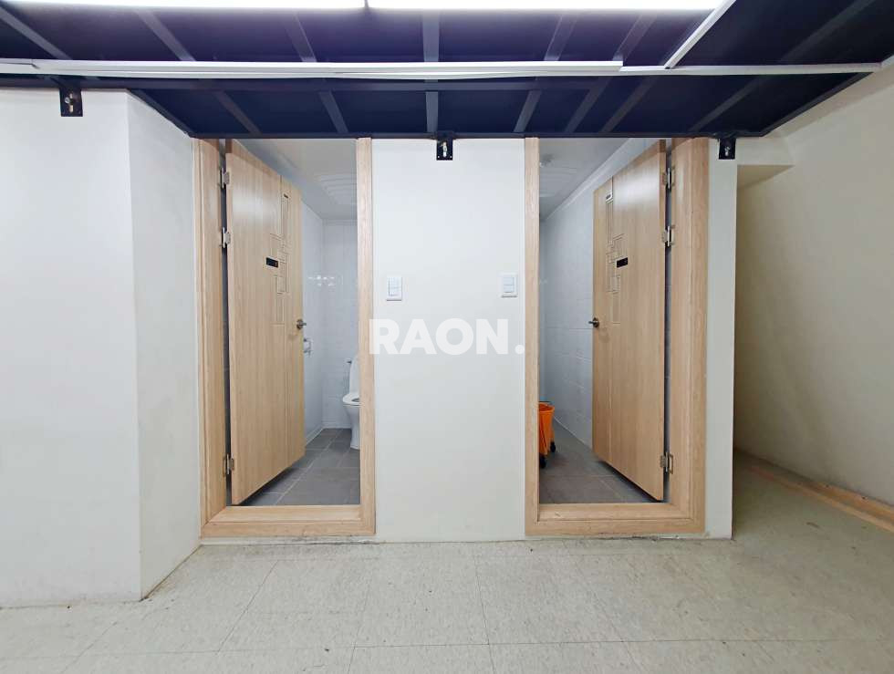 서울 마포구 서교동 [44평]층고높은 망원전철역세권 사무실 채광좋음 스튜디오추천 월세 매물번호 10305 사진 9