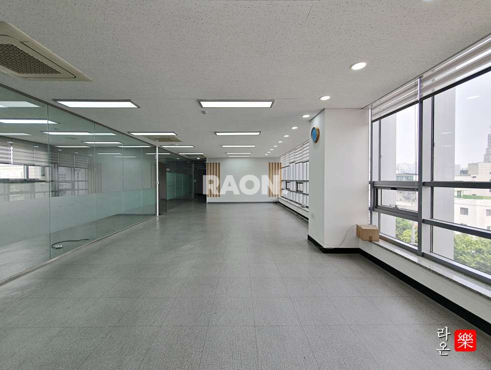 서울 마포구 성산동 [75평]인테리어 완비 주차2대 엘베 2대 무권리 사무실 월세 매물번호 11977 사진 3