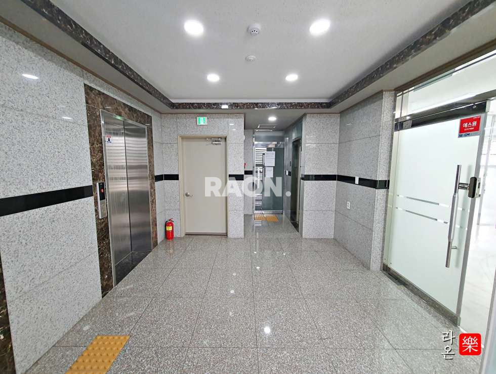 서울 마포구 성산동 [75평]인테리어 완비 주차2대 엘베 2대 무권리 사무실 월세 매물번호 11977 사진 5