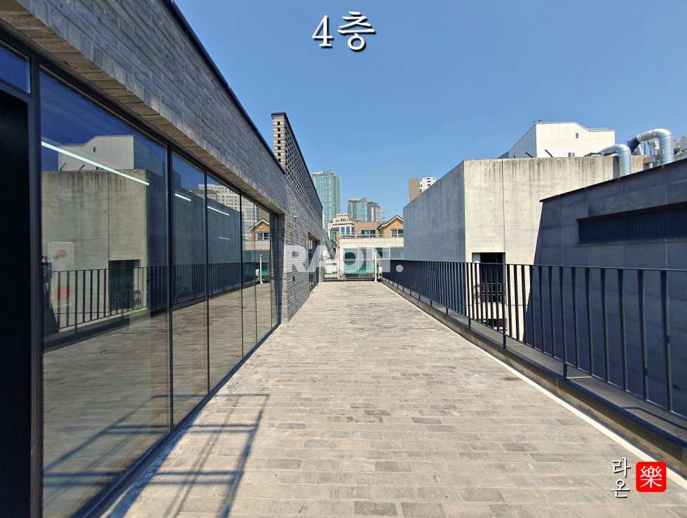 서울 마포구 서교동 [208평]합정역 세련된 내외관 신축 통임대 월세 매물번호 12065 사진 16