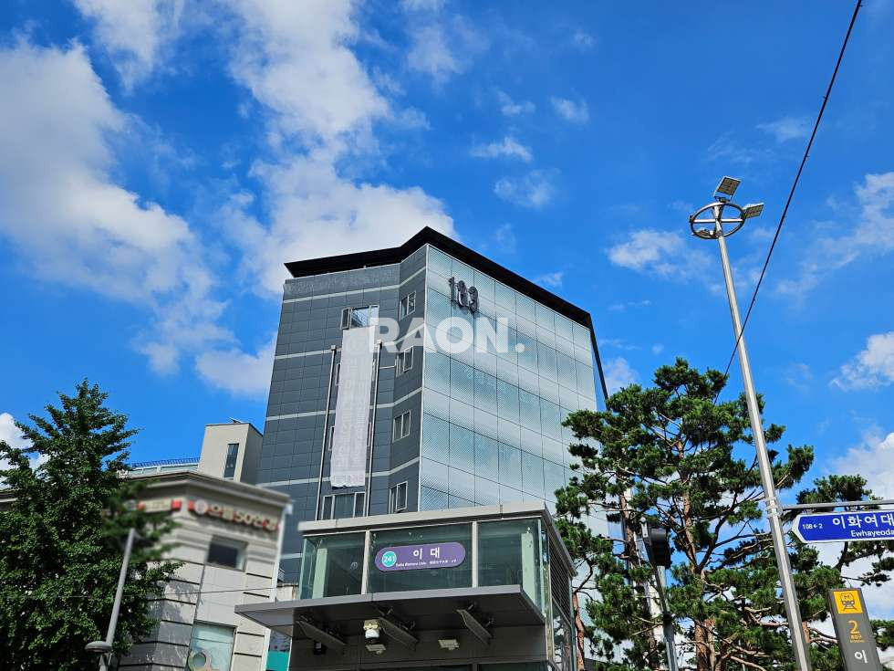 서울 서대문구 대현동 [127평]이대역 바로 앞 무권리 상가 사무실 월세 매물번호 13686 사진 1