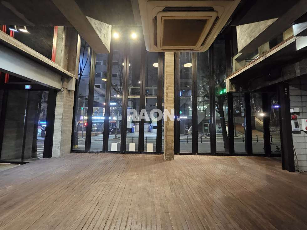 서울 마포구 서교동 [159평]홍대 놀이터 인근 팝업스토어 추천 공간 월세 매물번호 13473 사진 2