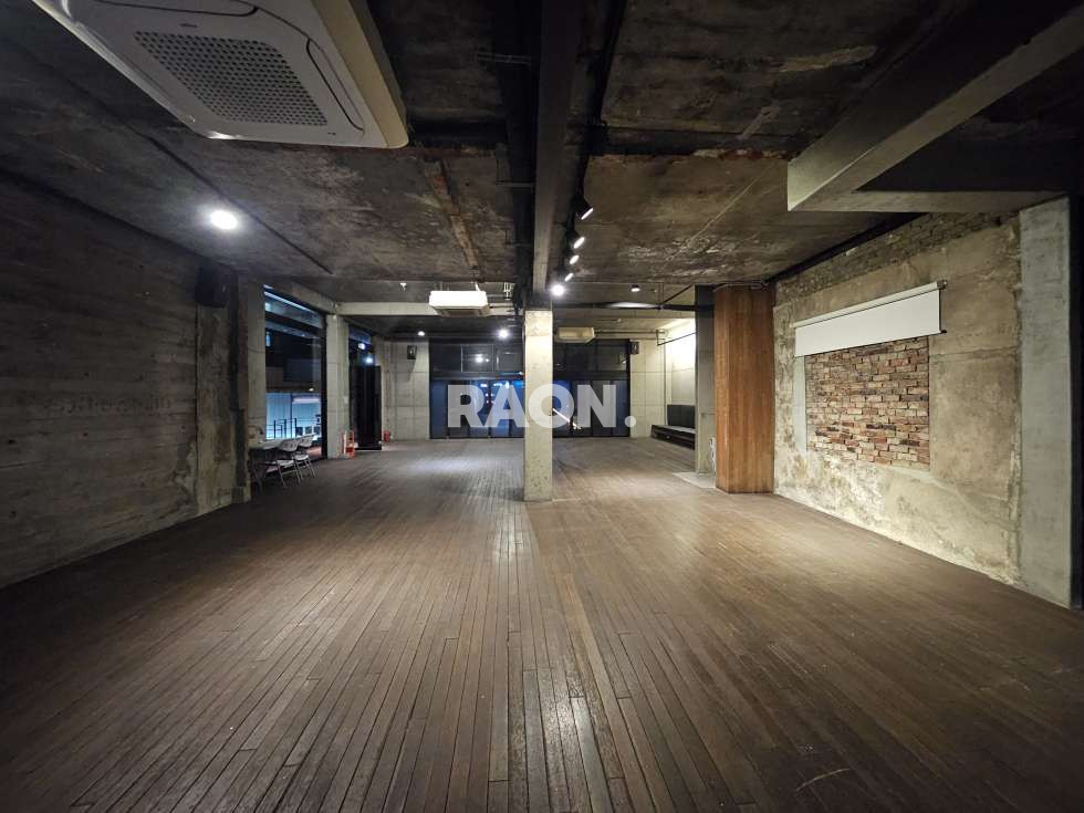 서울 마포구 서교동 [159평]홍대 놀이터 인근 팝업스토어 추천 공간 월세 매물번호 13473 사진 4