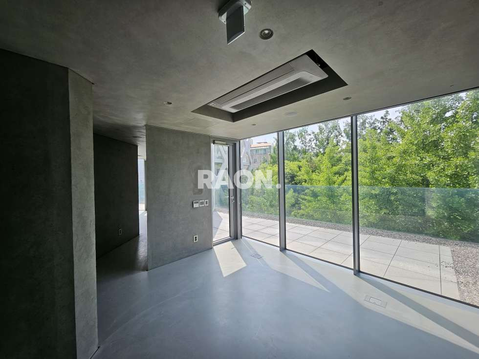 서울 마포구 서교동 [129평]홍대 놀이터 대로변 통임대 공간 월세 매물번호 13605 사진 22