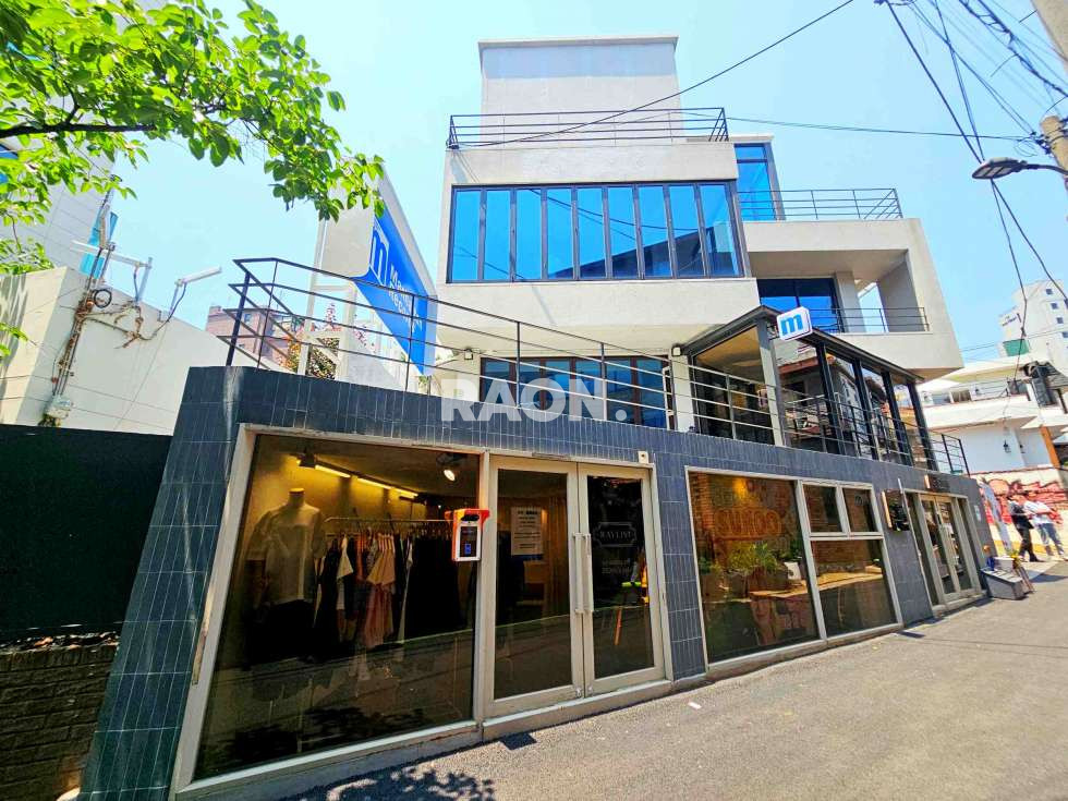 서울 마포구 서교동 [42평]연층사용 복층구조 트렌디한 인테리어 월세 매물번호 13379 사진 1