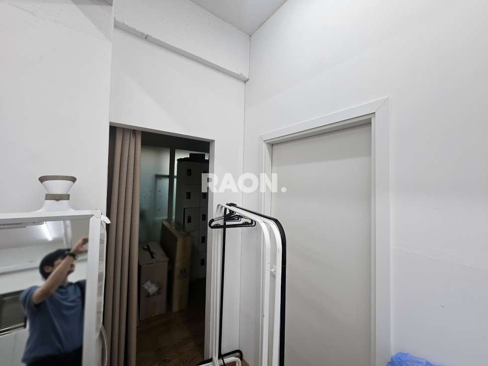 서울 마포구 서교동 [57평] 홍대 정문 인근 가성비 좋은 1층 임대 공간 월세 매물번호 11995 사진 12