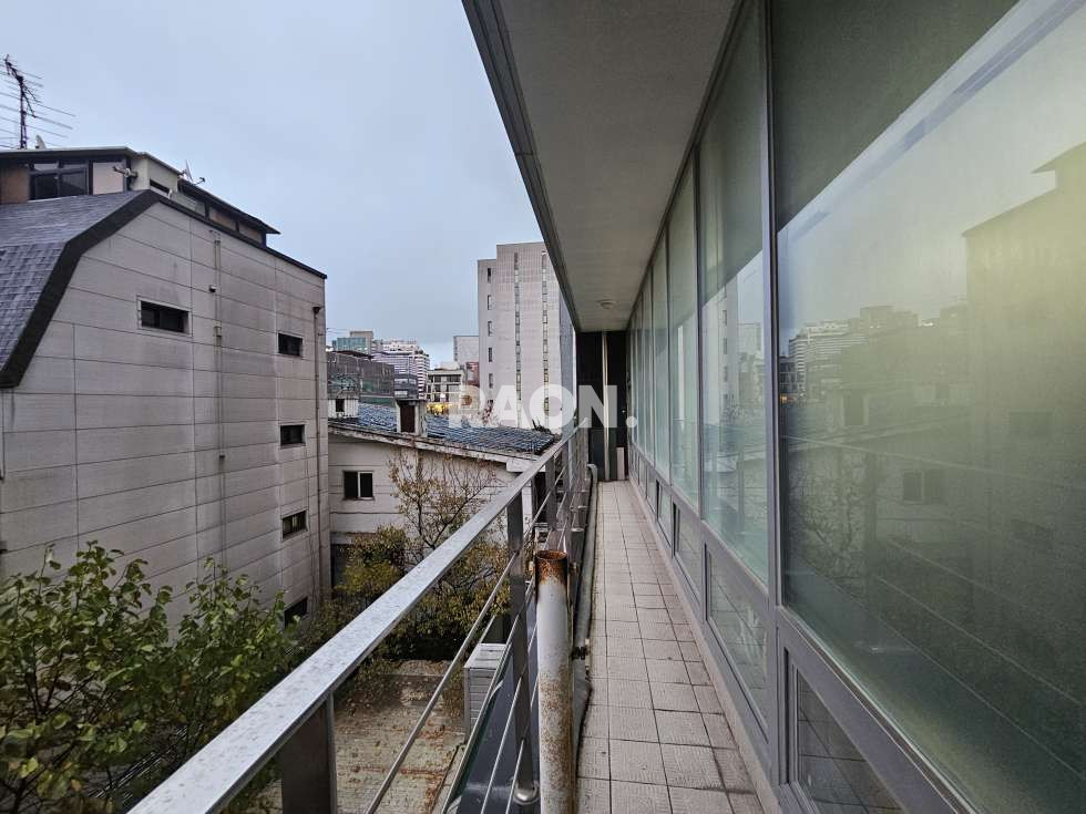 서울 마포구 연남동 [69평]대로변 인테리어 완비 주차2대 가성비 공간 월세 매물번호 12228 사진 8