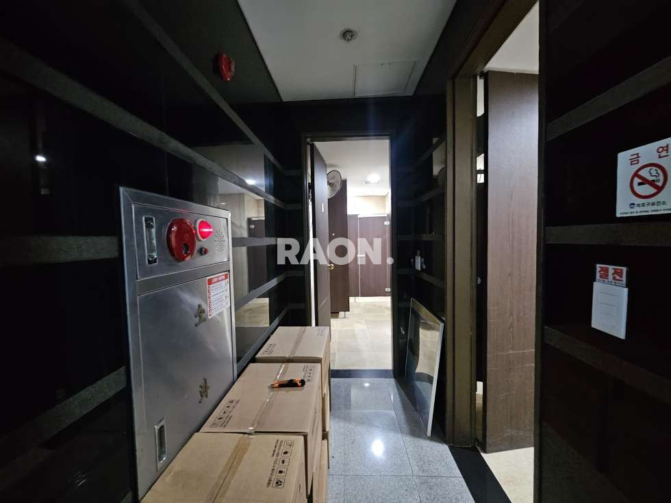 서울 마포구 연남동 [69평]대로변 인테리어 완비 주차2대 가성비 공간 월세 매물번호 12228 사진 19