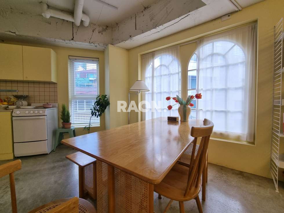 서울 마포구 서교동 [32평]합정역 도보 5분 채광 우수 인테리어 완비 월세 매물번호 13779 사진 4