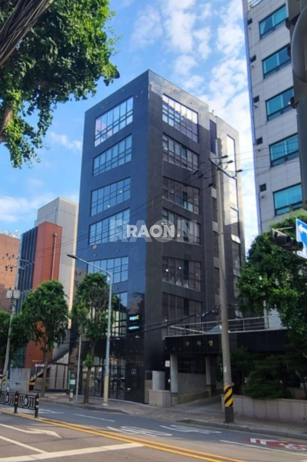 서울 마포구 서교동 [34평] 망원,합정 더블역세권 신축급 사무실 임대 공간 월세 매물번호 11895 사진 1