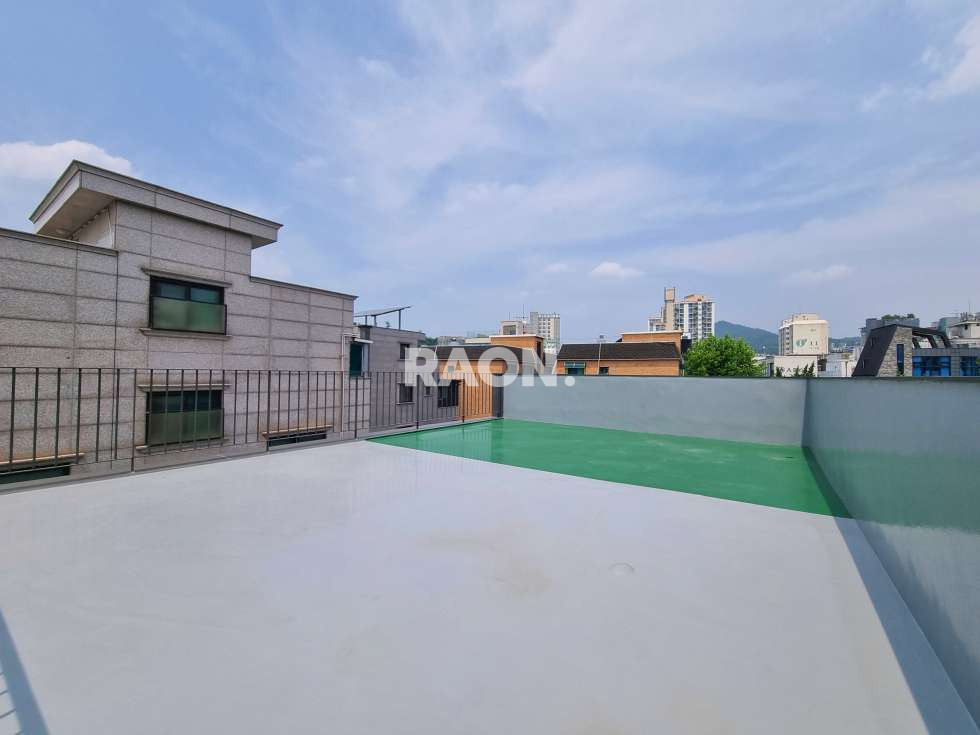 서울 마포구 연남동 [49평]연층사용 복층구조 연남동 리모델링 깔끔한 내부 컨디션 월세 매물번호 13664 사진 16