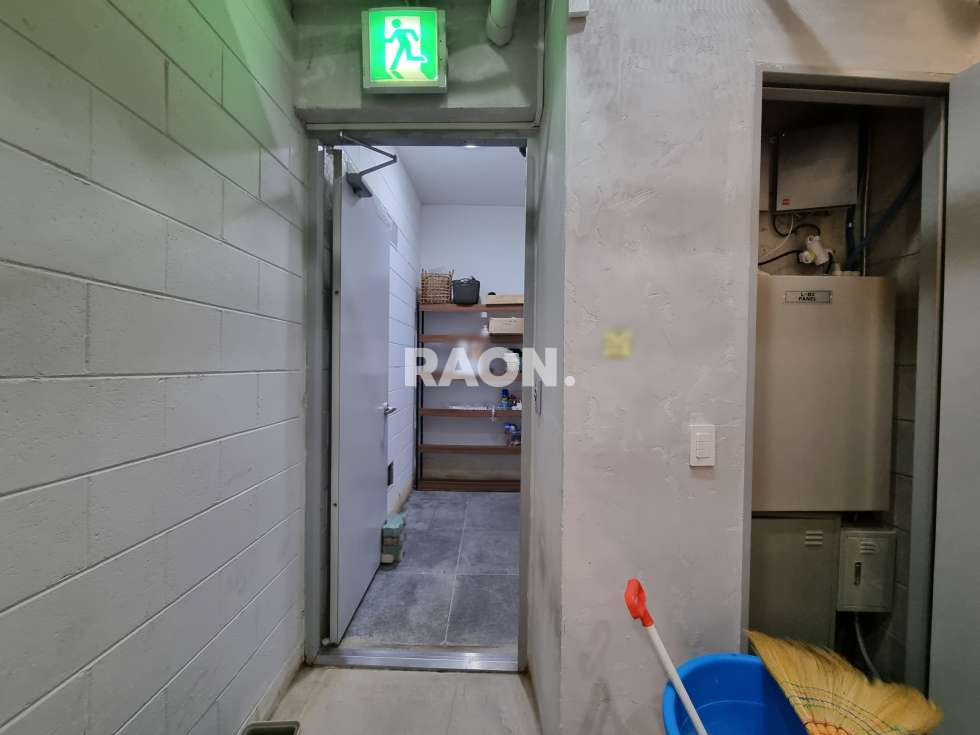 서울 마포구 상수동 [216평] 상수, 밤성아파트 대로변 3개층 연층사용 판매점,쇼룸 추천 월세 매물번호 13823 사진 8