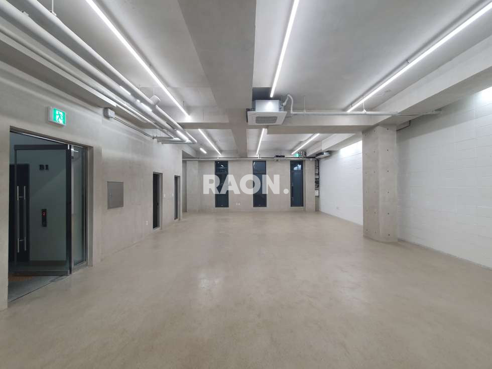 서울 마포구 서교동 [41평]합정역 초역세권 높은 층고 무권리 월세 매물번호 10127 사진 5