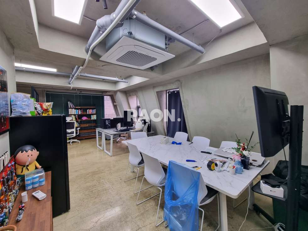 서울 마포구 상암동 [46평]상암동 신축급 컨디션 전용 테라스 냉난방시설 월세 매물번호 13893 사진 12