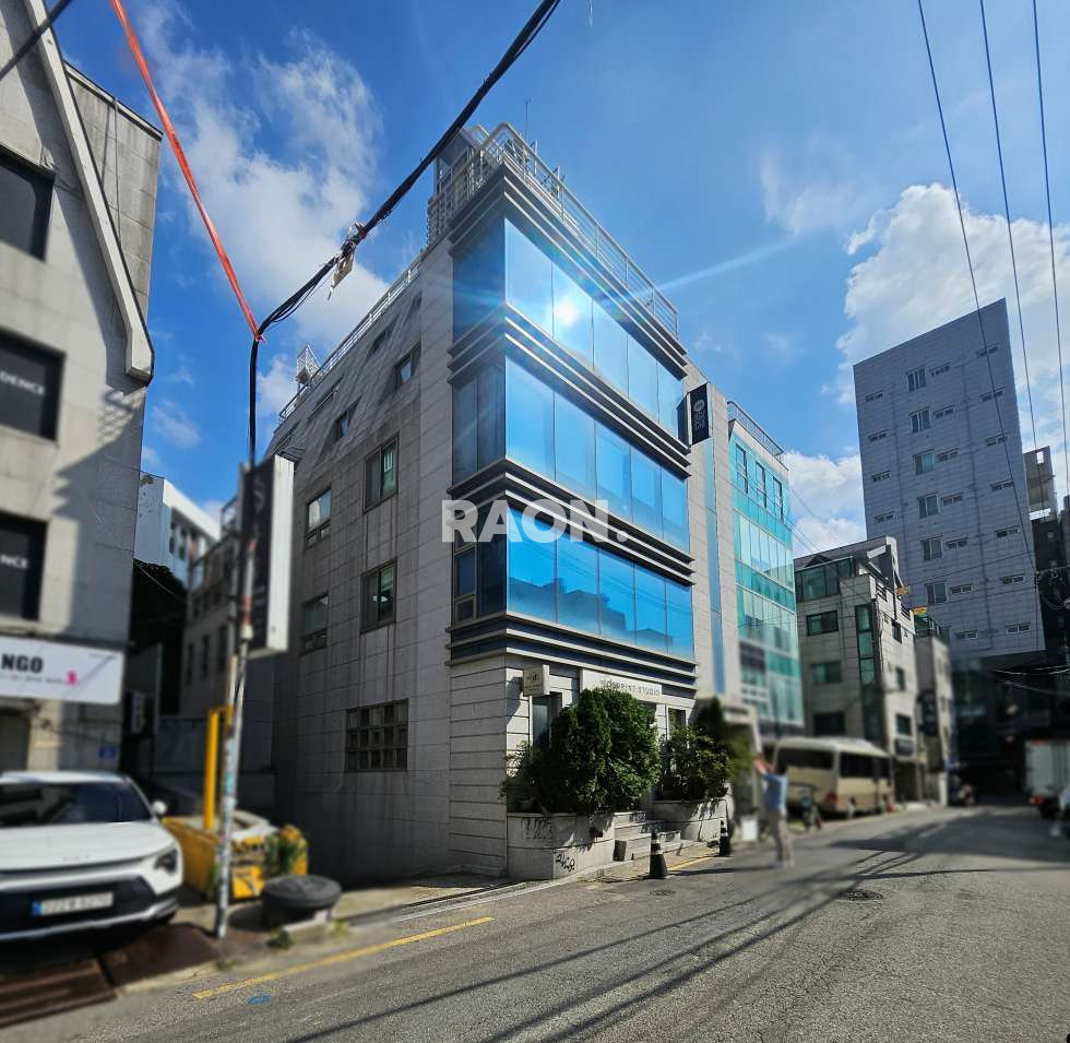 서울 마포구 서교동 [49평]인테리어 완비 사무실 합정 역세권 위치 월세 매물번호 10185 사진 1