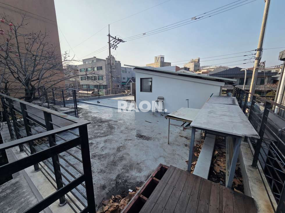 서울 서대문구 연희동 [58평] 연희동 대로변 가시성 우수한 주택형 통임대 건물 월세 매물번호 13983 사진 7