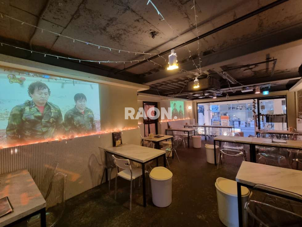 서울 마포구 서교동 [17평] 합정역 인근 유동 인구 많은 메인 로드에 노출 좋은 1층 상가 월세 매물번호 14017 사진 7