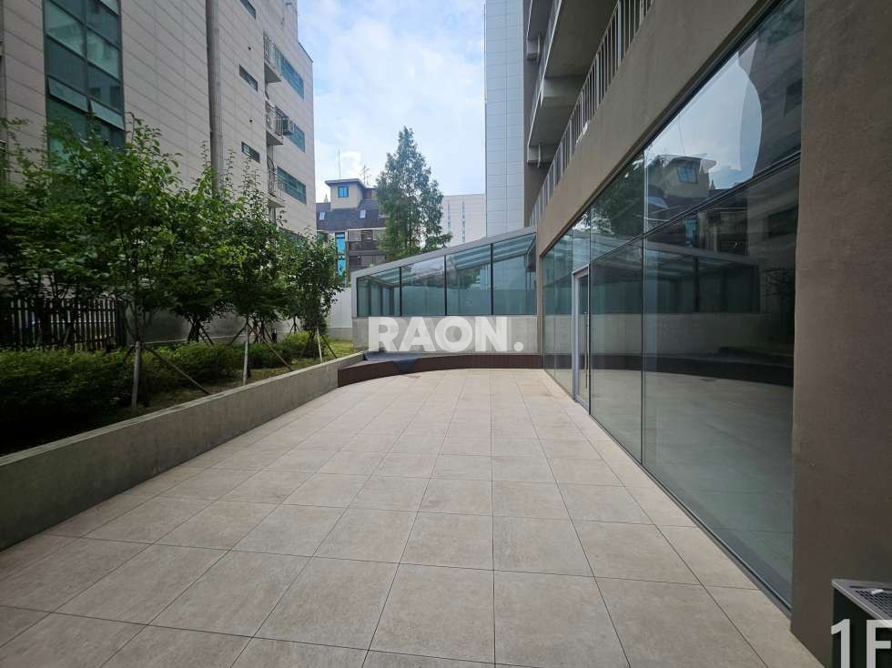 서울 마포구 연남동 [77평] 대로변 신축 1층 무권리 상가 사무실 월세 매물번호 10890 사진 9