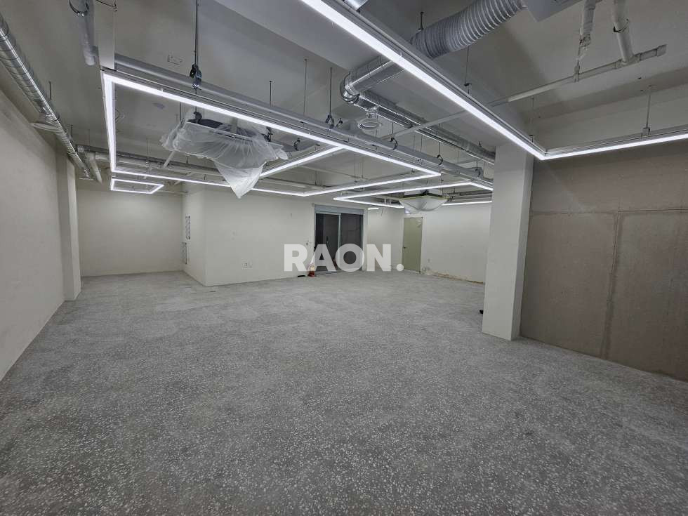 서울 마포구 성산동 [252평]망원역5분대로변 자유업종 호스텔가능 전층냉난방기 월세 매물번호 13265 사진 21