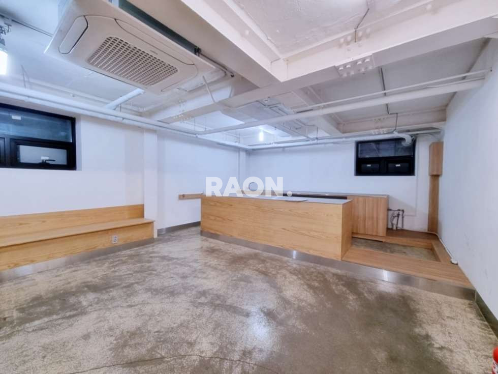 서울 마포구 연남동 [221평]주차4대 엘베있는 무권리 연남동 강력추천 통임대 매물 월세 매물번호 13042 사진 20