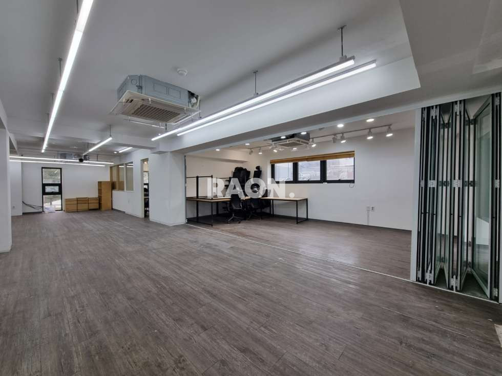 서울 마포구 창전동 [57평] 경의선숲길 인테리어 완비 무권리 오피스 월세 매물번호 13188 사진 5