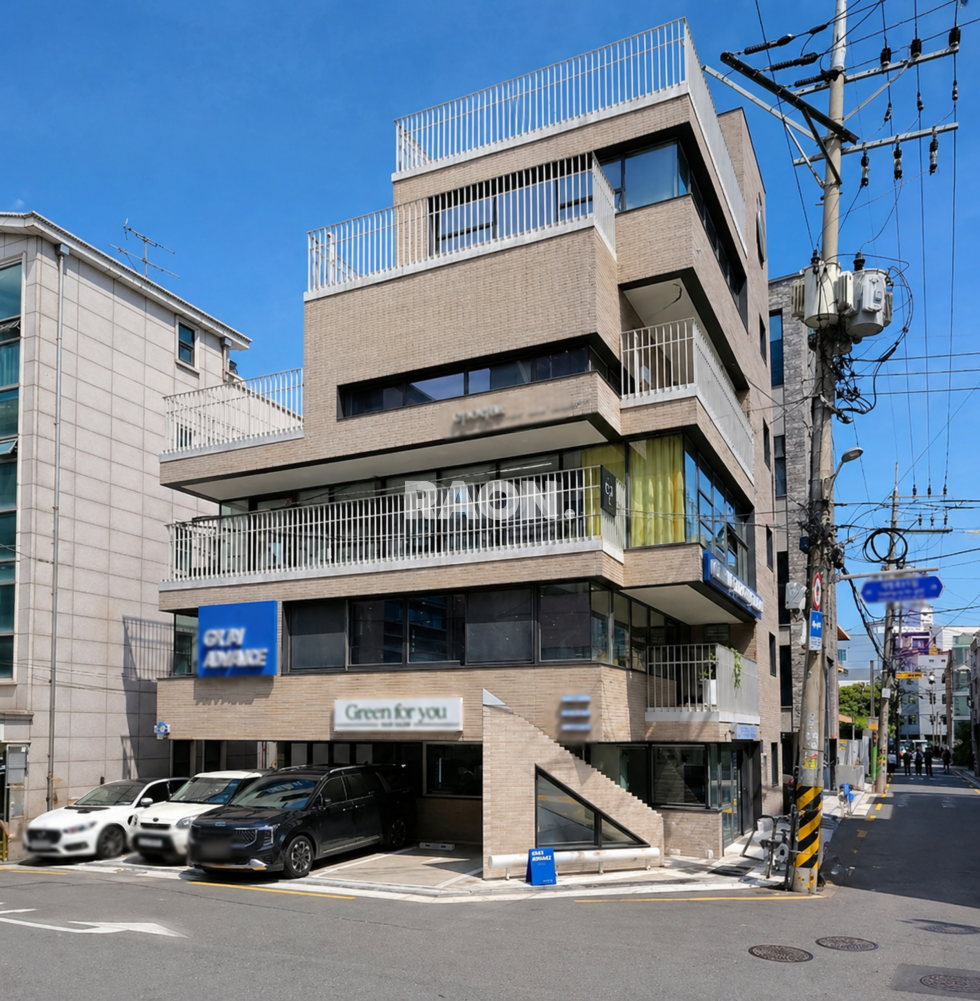 서울 마포구 서교동 [18평] 신축 첫 입주 깔끔한 내외관, 합정 망원 더블 역세권 월세 매물번호 10717 사진 1