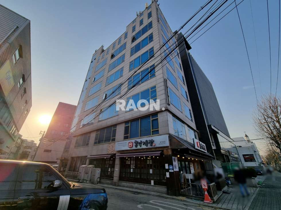 서울 마포구 성산동 [59평]성산 대로변 주차2대 엘베 1 가성비 우수 월세 매물번호 12681 사진 1