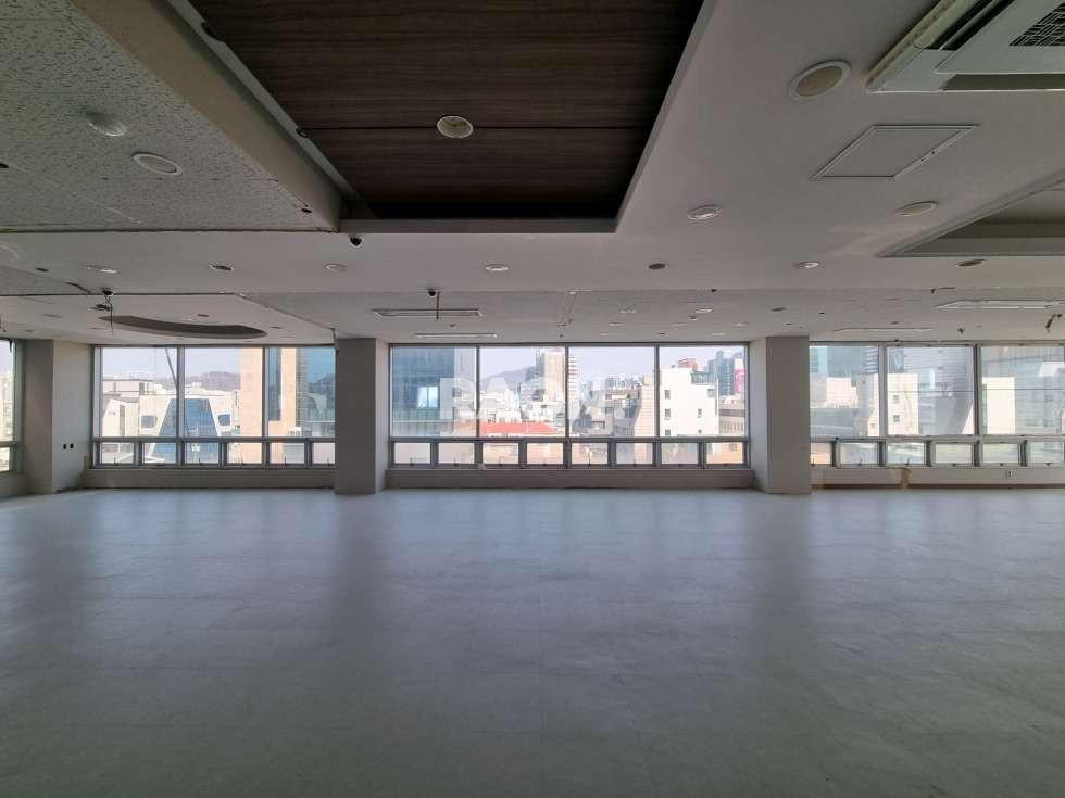 서울 마포구 서교동 [98평]홍대입구역 역세권 대로변 무권리 상가 사무실 월세 매물번호 13362 사진 11