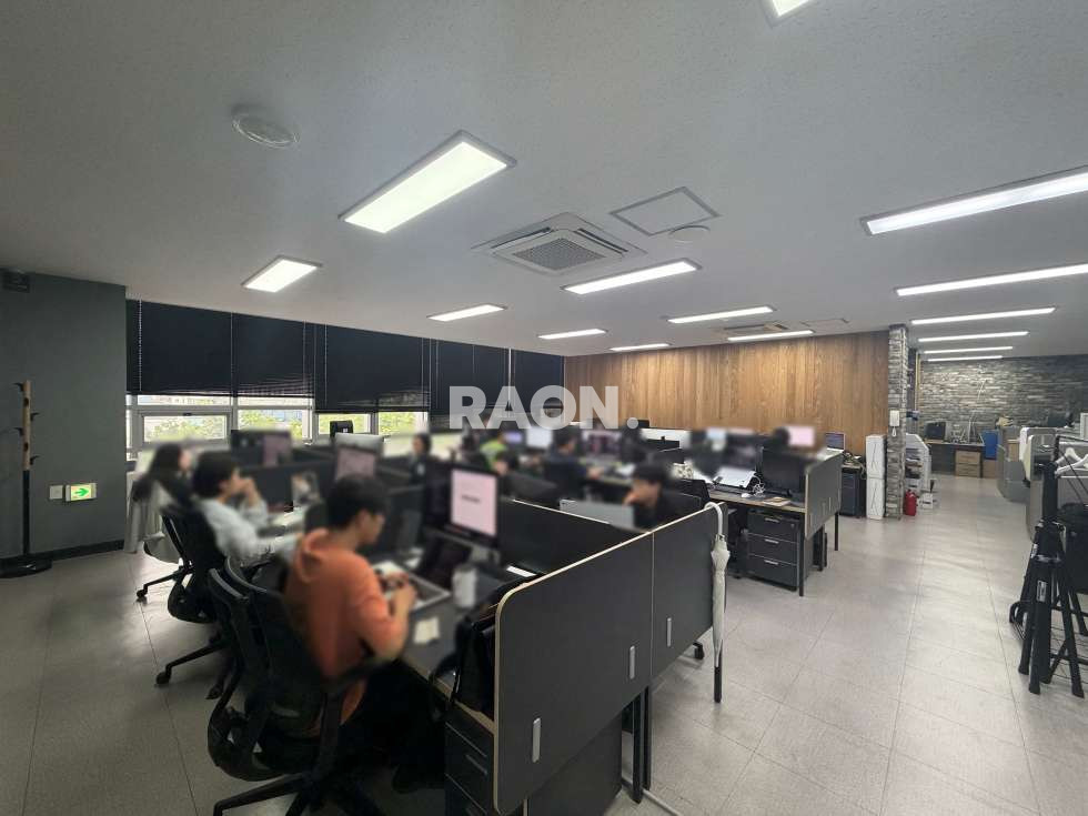 서울 마포구 성산동 [79평]성산동 대로변 인테리어 완비 사무실 테라스 월세 매물번호 14299 사진 3