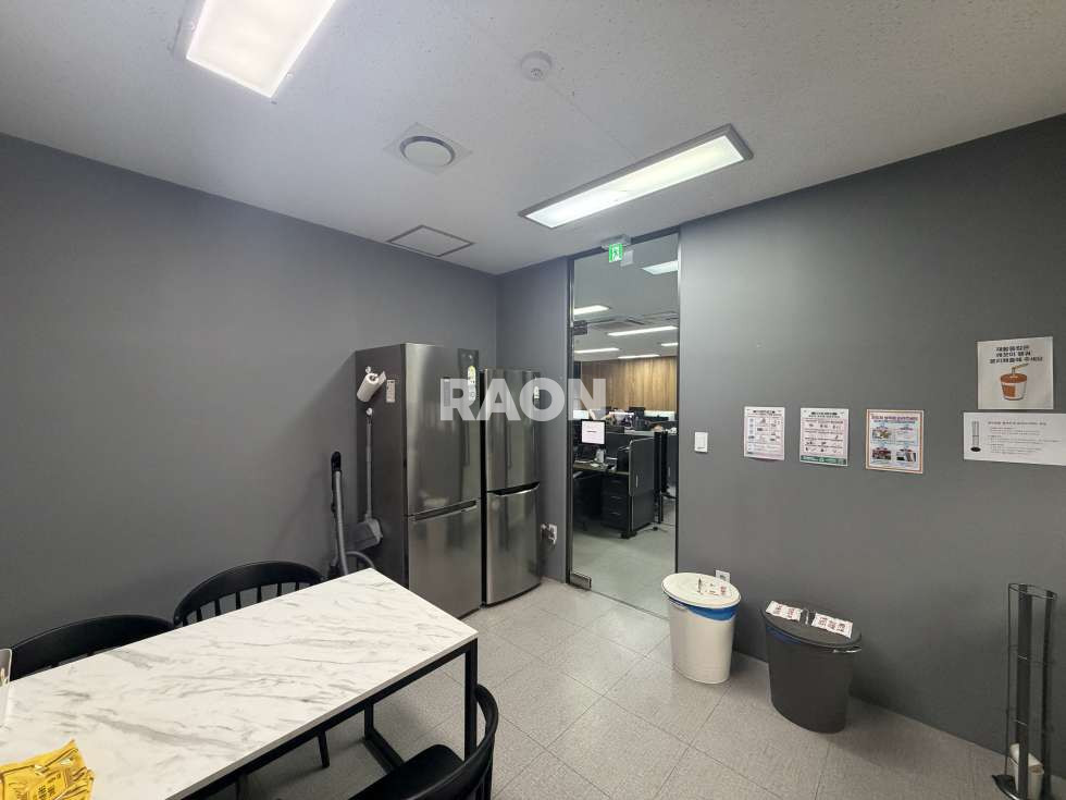 서울 마포구 성산동 [79평]성산동 대로변 인테리어 완비 사무실 테라스 월세 매물번호 14299 사진 10