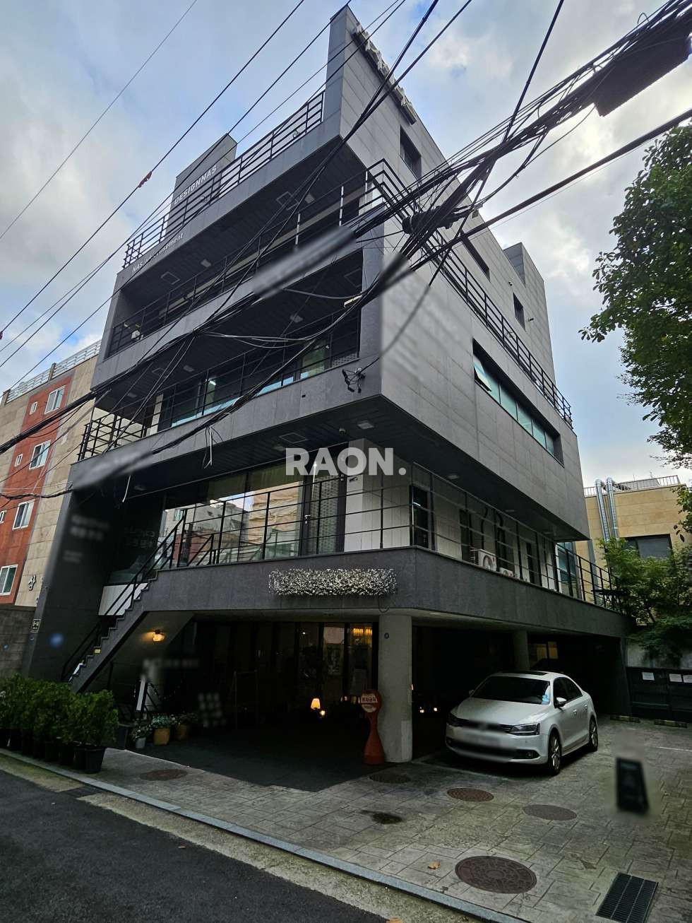 서울 마포구 서교동 [180평] 합정 역세권 무권리 사옥 추천 공간 월세 매물번호 13855 사진 1